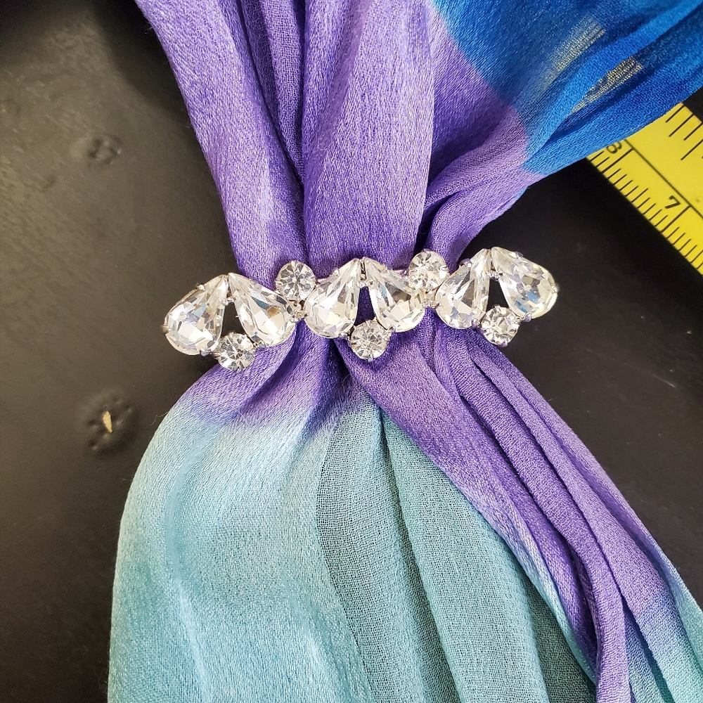 Gorgeous Vintage Clip
